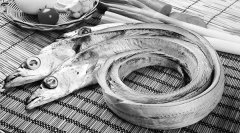 恐怖！甲醛帶魚流入市場，這樣的帶魚不要買！