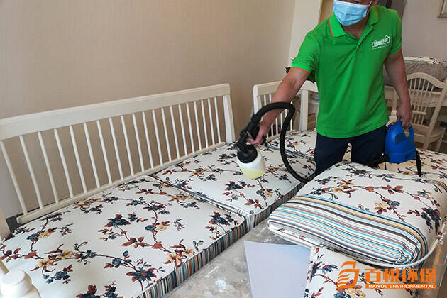 【布藝沙發(fā)除甲醛除味】布藝沙發(fā)除味--佛山市百悅環(huán)保 【布藝沙發(fā)除甲醛除味】布藝沙發(fā)除味--佛山市百悅環(huán)保